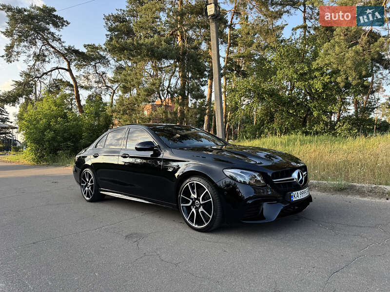 Седан Mercedes-Benz E-Class 2018 в Киеве