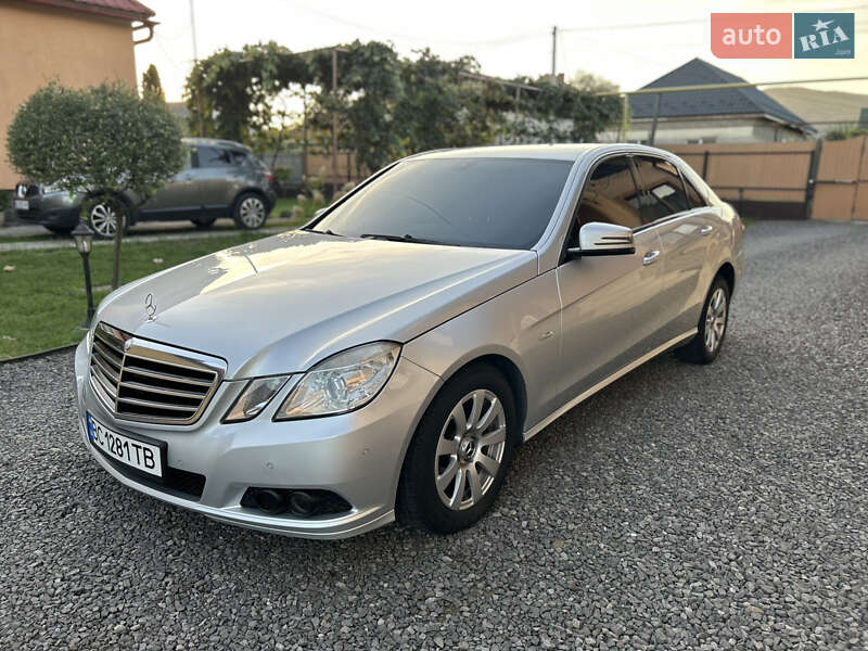 Седан Mercedes-Benz E-Class 2009 в Мукачевому
