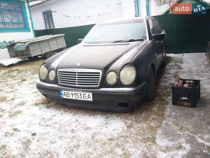Седан Mercedes-Benz E-Class 1996 в Жмеринке