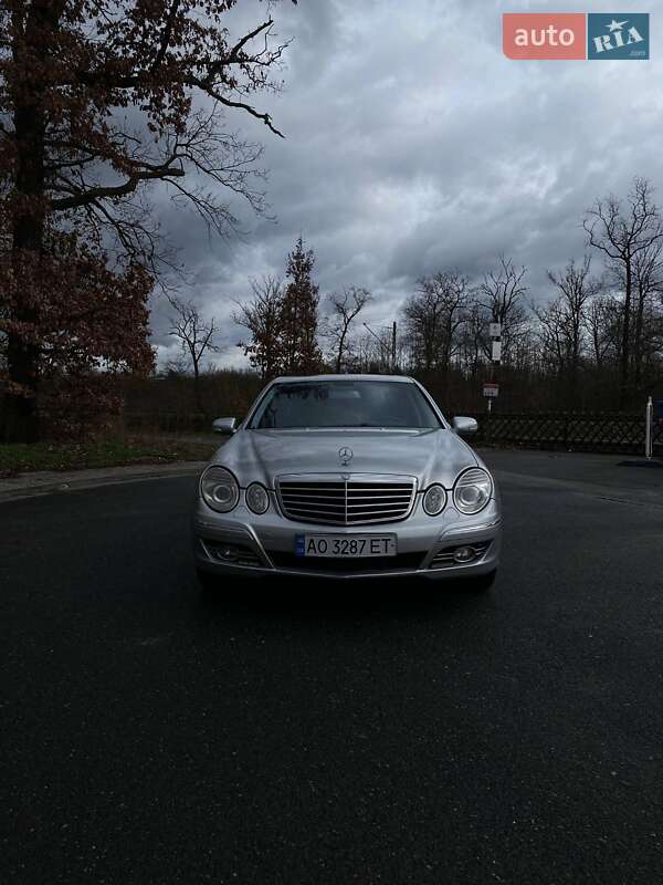 Седан Mercedes-Benz E-Class 2007 в Ужгороде Седан Mercedes-Benz E-Class 2007 в Ужгороде