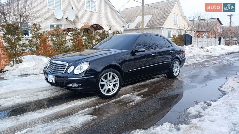 Седан Mercedes-Benz E-Class 2007 в Мене Седан Mercedes-Benz E-Class 2007 в Мене