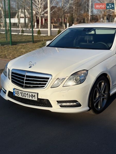 Седан Mercedes-Benz E-Class 2012 в Виннице