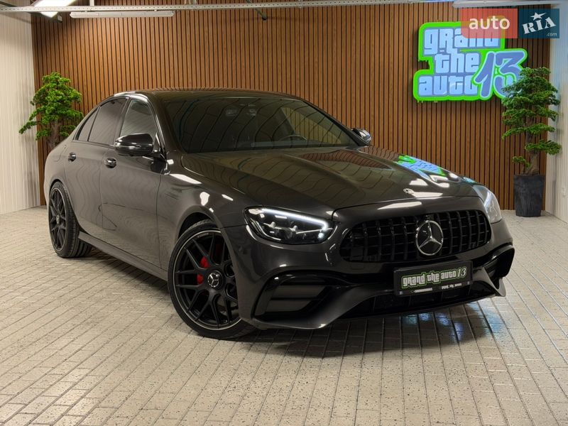 Седан Mercedes-Benz E-Class 2022 в Киеве