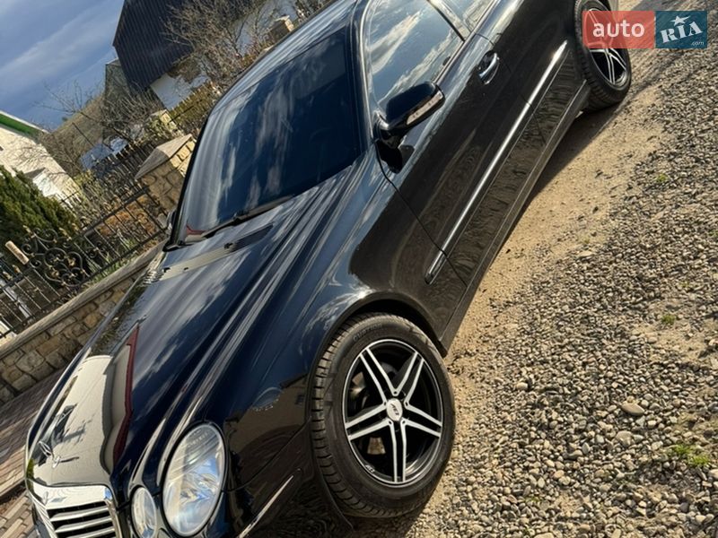 Седан Mercedes-Benz E-Class 2008 в Калуше