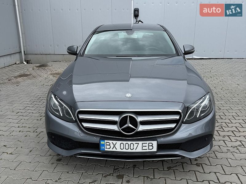 Седан Mercedes-Benz E-Class 2017 в Хмельницком