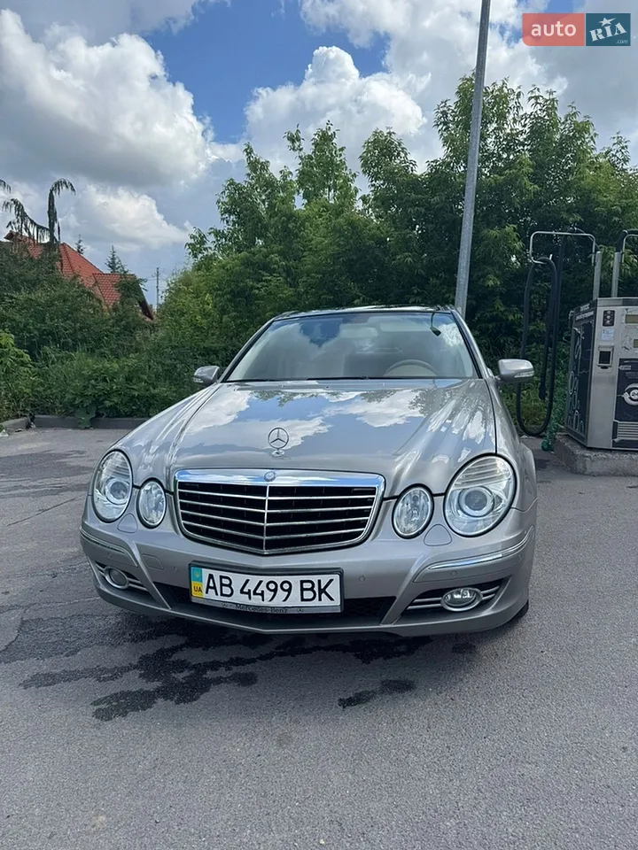 Mercedes-Benz E-Class 2008 photo 3