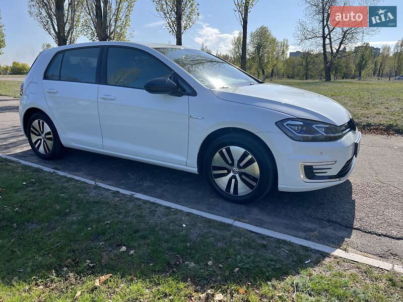 Хэтчбек Volkswagen e-Golf 2020 в Каменском