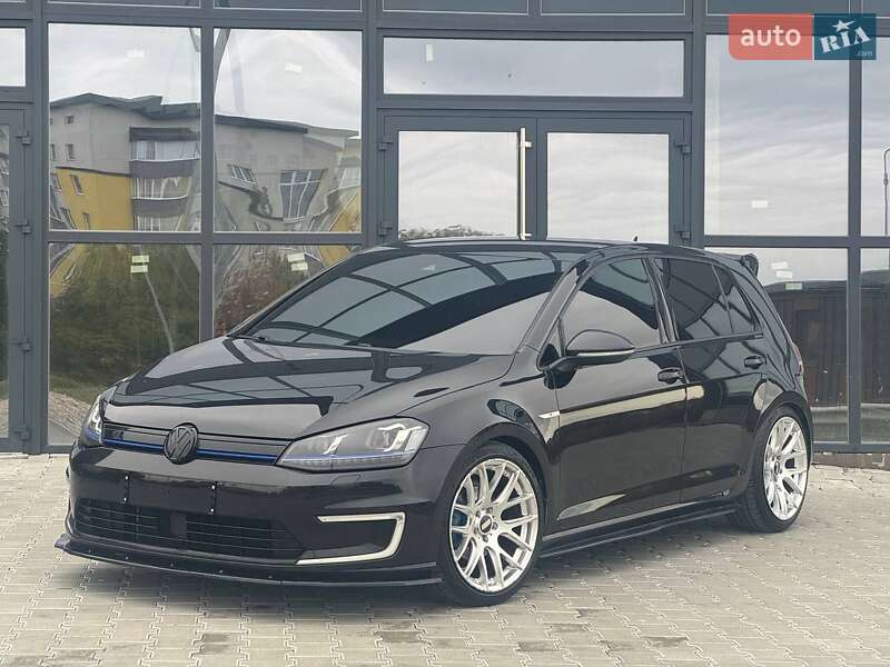 Хетчбек Volkswagen e-Golf 2015 в Тернополі