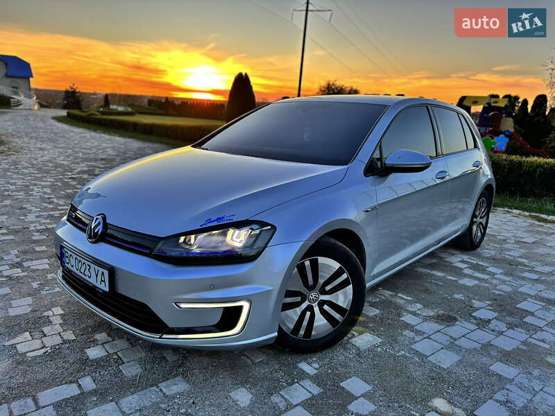 Хэтчбек Volkswagen e-Golf 2014 в Тернополе