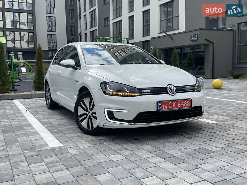 Хэтчбек Volkswagen e-Golf 2015 в Львове