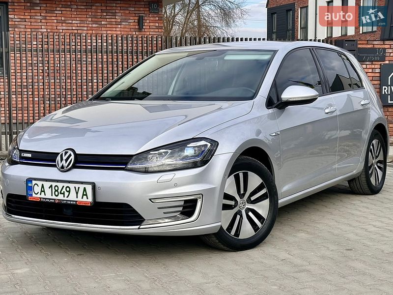 Хэтчбек Volkswagen e-Golf 2019 в Умани