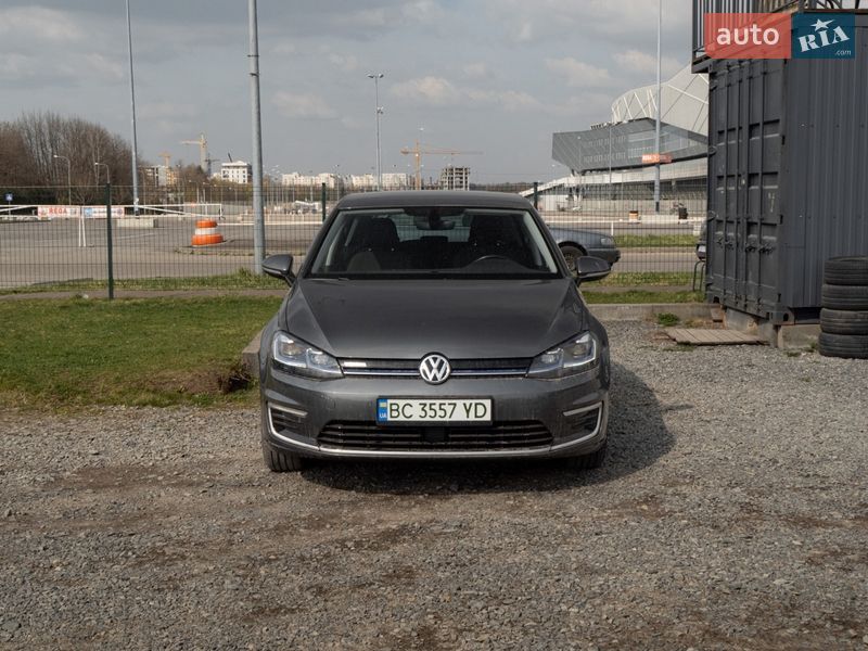 Хэтчбек Volkswagen e-Golf 2020 в Львове