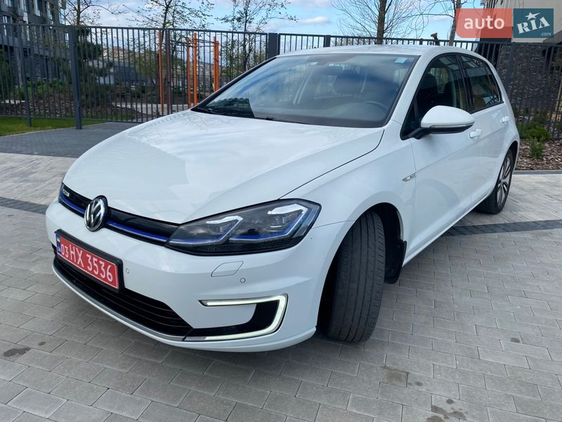 Хэтчбек Volkswagen e-Golf 2018 в Кропивницком