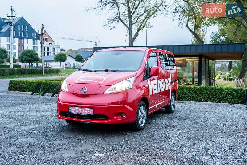 Минивэн Nissan e-NV200 2019 в Умани Минивэн Nissan e-NV200 2019 в Умани
