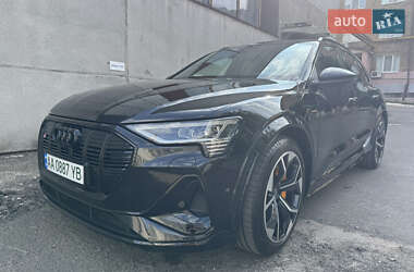 Позашляховик / Кросовер Audi e-tron S 2021 в Києві