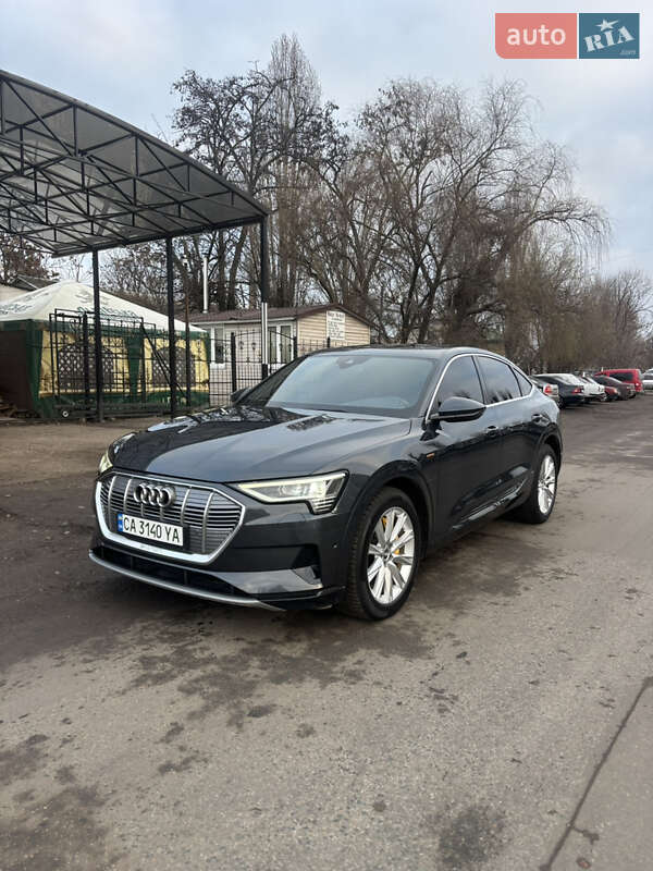 Внедорожник / Кроссовер Audi e-tron Sportback 2020 в Черкассах