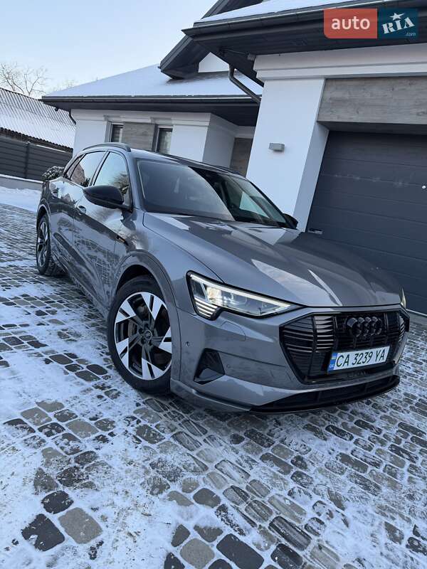 Внедорожник / Кроссовер Audi e-tron 2020 в Черкассах Внедорожник / Кроссовер Audi e-tron 2020 в Черкассах