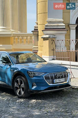 Внедорожник / Кроссовер Audi e-tron 2019 в Ужгороде
