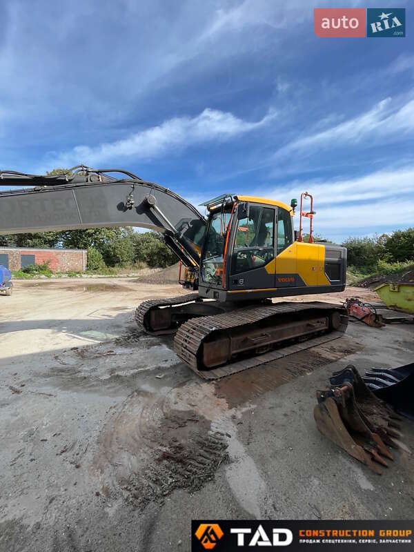 Гусеничний екскаватор Volvo EC 220DL 2019 в Києві