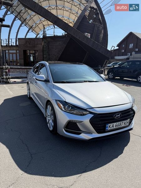 Седан Hyundai Elantra 2017 в Одесі