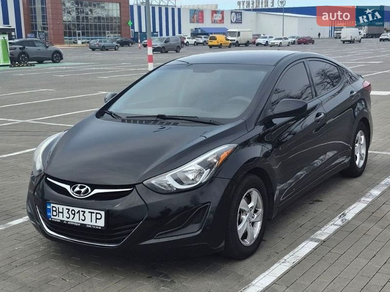 Седан Hyundai Elantra 2015 в Одессе Седан Hyundai Elantra 2015 в Одессе