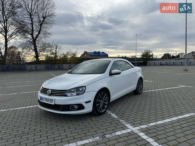Кабриолет Volkswagen Eos 2012 в Тернополе