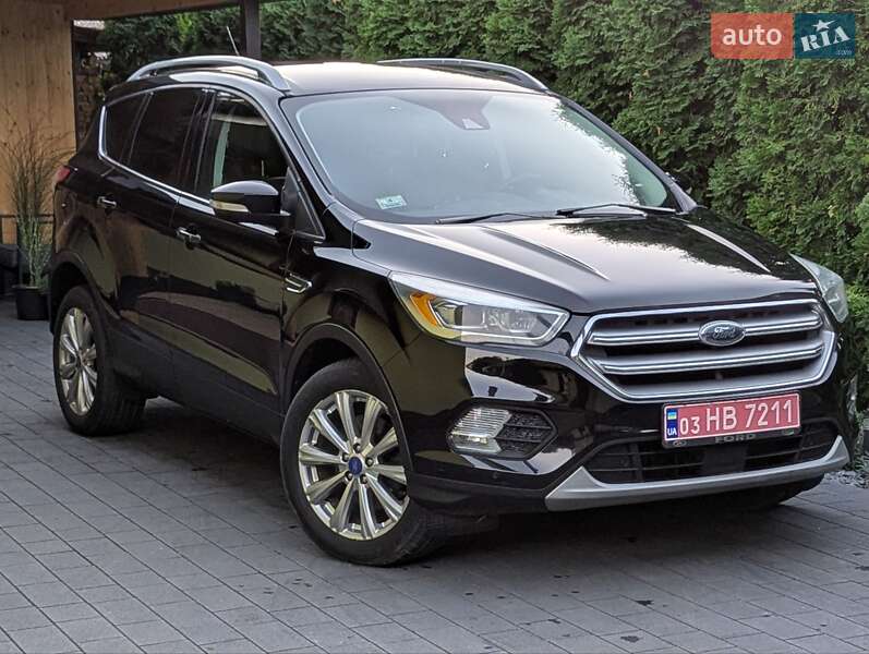 Внедорожник / Кроссовер Ford Escape 2017 в Дубно Внедорожник / Кроссовер Ford Escape 2017 в Дубно