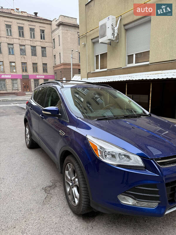 Внедорожник / Кроссовер Ford Escape 2012 в Днепре