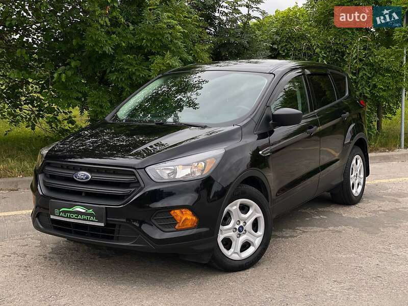 Внедорожник / Кроссовер Ford Escape 2019 в Киеве