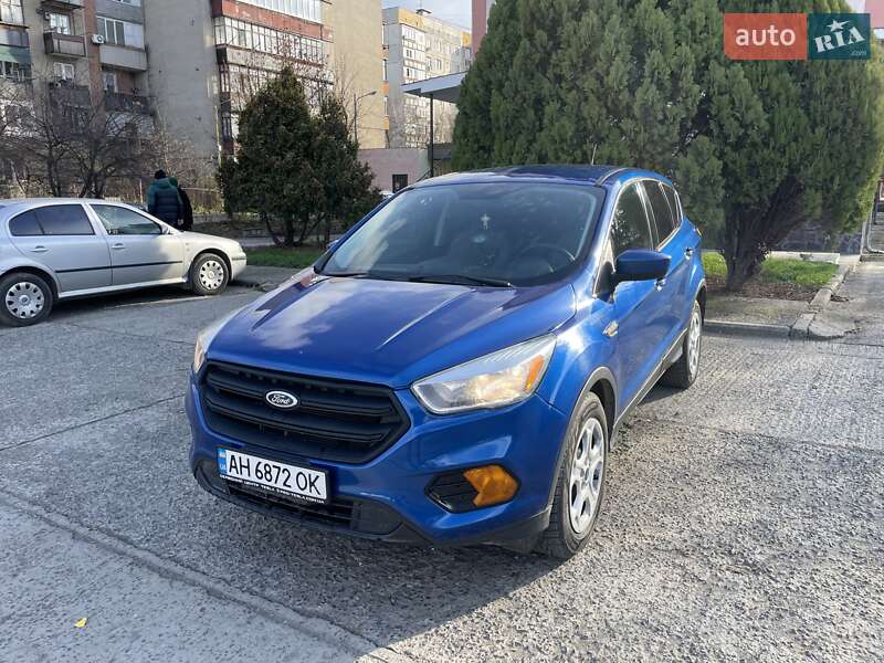 Внедорожник / Кроссовер Ford Escape 2016 в Ужгороде Внедорожник / Кроссовер Ford Escape 2016 в Ужгороде