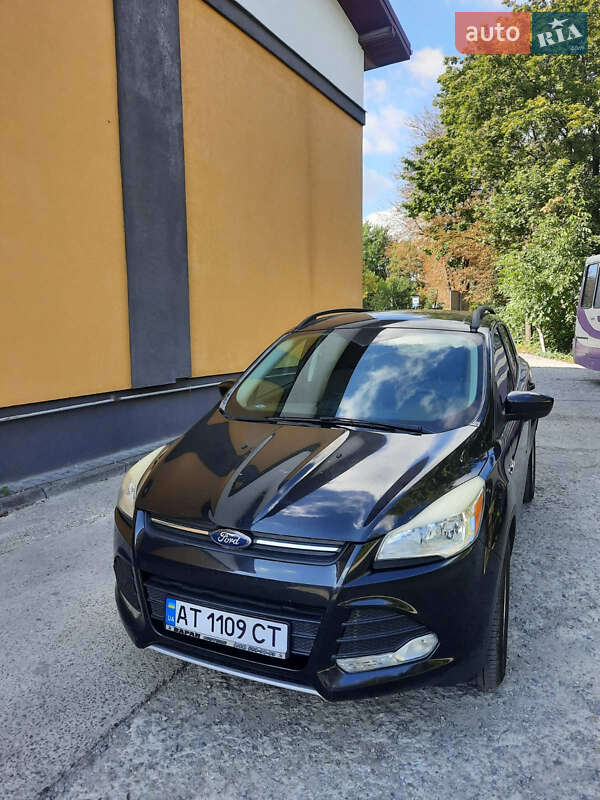 Позашляховик / Кросовер Ford Escape 2015 в Івано-Франківську