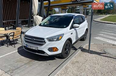 Позашляховик / Кросовер Ford Escape 2016 в Хмельницькому