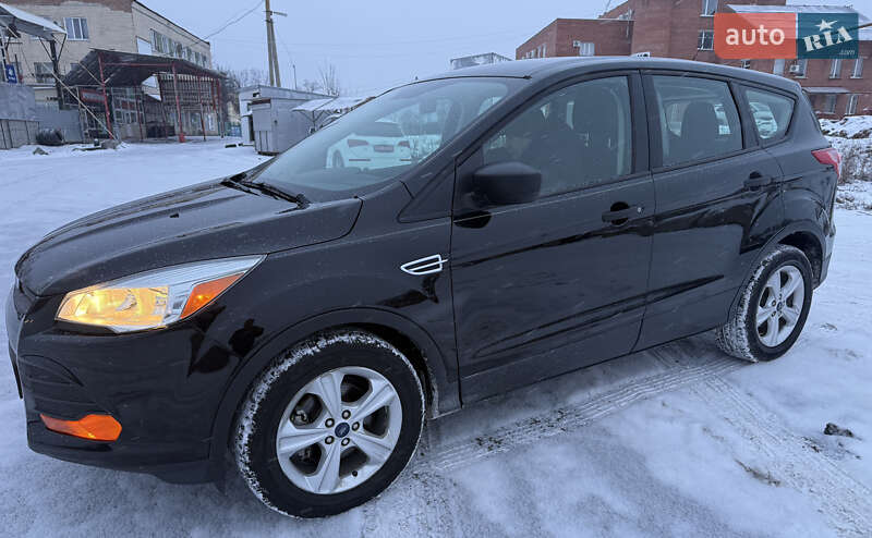 Внедорожник / Кроссовер Ford Escape 2016 в Полтаве