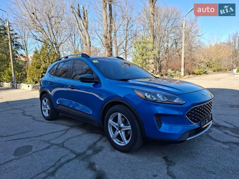 Внедорожник / Кроссовер Ford Escape 2020 в Запорожье