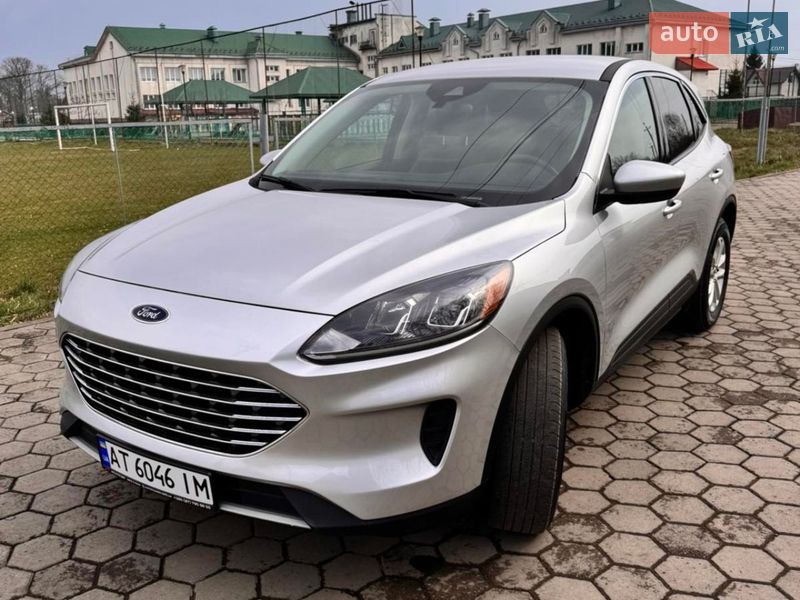 Внедорожник / Кроссовер Ford Escape 2020 в Ивано-Франковске