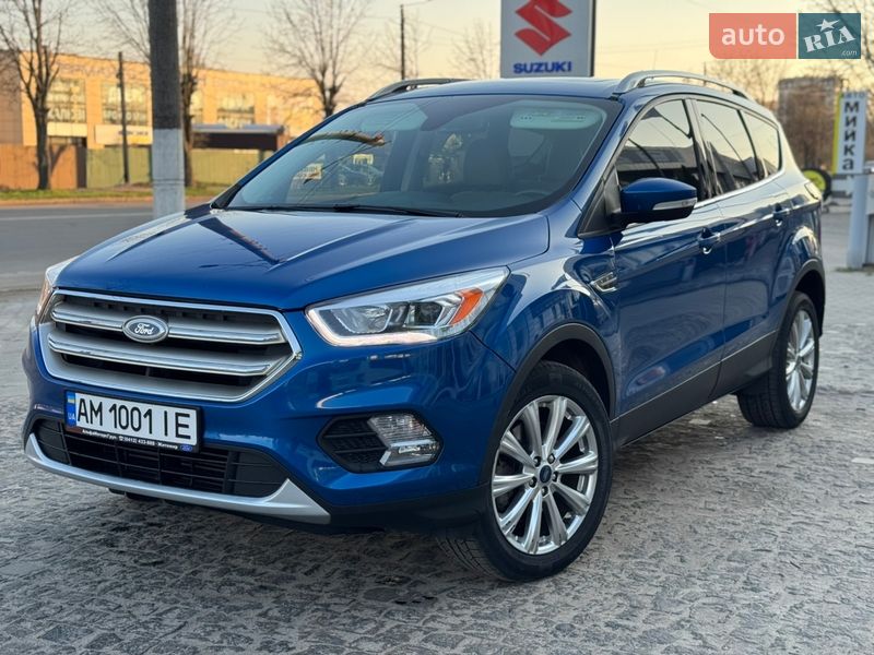 Внедорожник / Кроссовер Ford Escape 2017 в Житомире