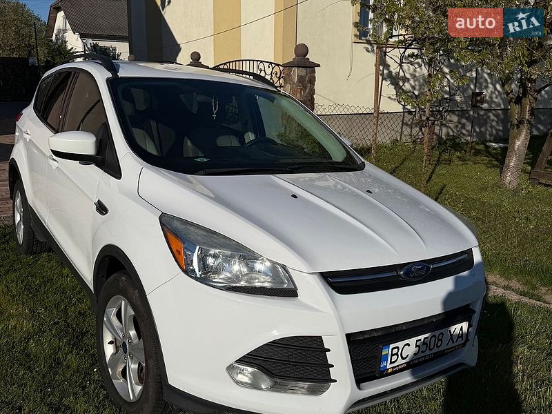 Внедорожник / Кроссовер Ford Escape 2016 в Стрые Внедорожник / Кроссовер Ford Escape 2016 в Стрые