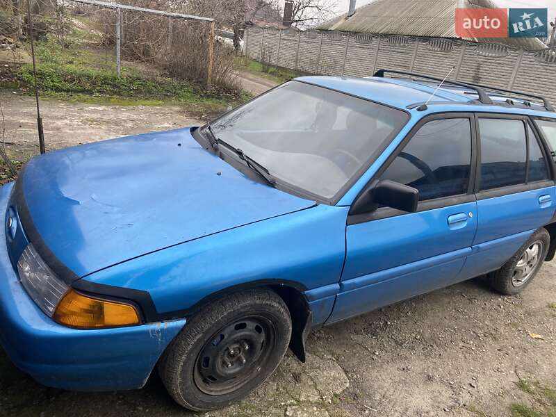 Универсал Ford Escort 1994 в Днепре Универсал Ford Escort 1994 в Днепре