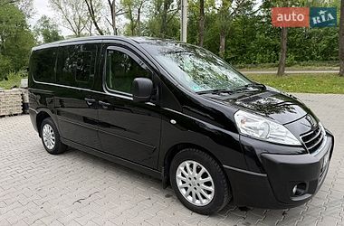 Мінівен Peugeot Expert 2013 в Дрогобичі