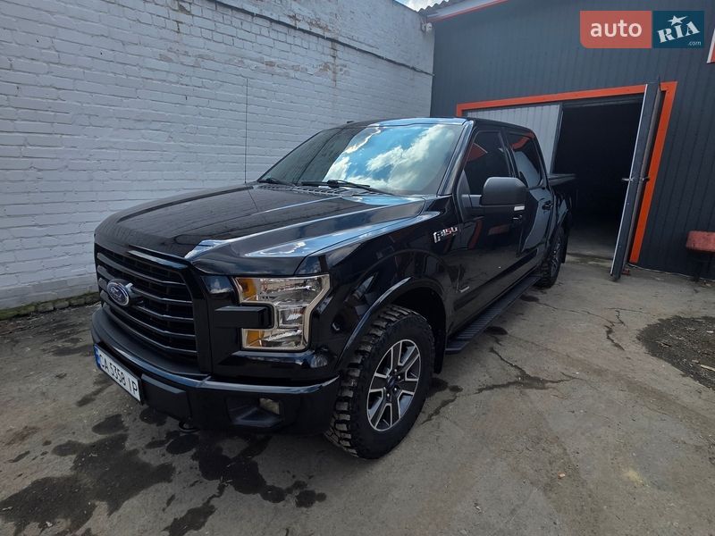 Пикап Ford F-150 2017 в Умани