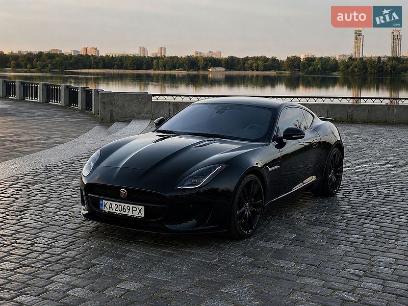 Купе Jaguar F-Type 2018 в Киеве