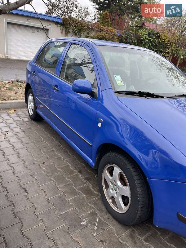 Седан Skoda Fabia 2001 в Одессе