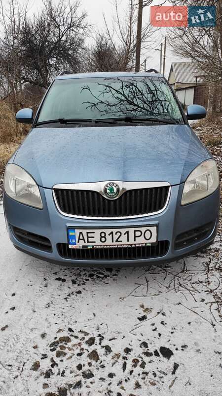 Универсал Skoda Fabia 2008 в Днепре