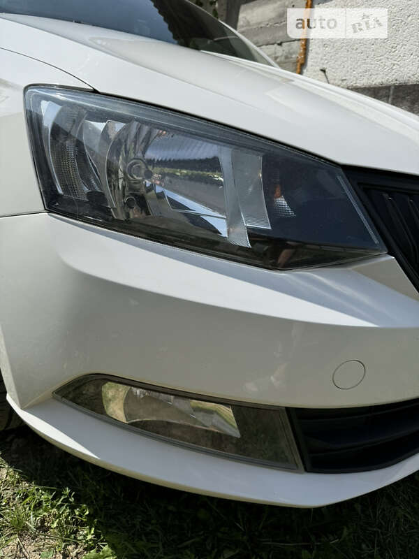 Хэтчбек Skoda Fabia 2017 в Ужгороде Хэтчбек Skoda Fabia 2017 в Ужгороде