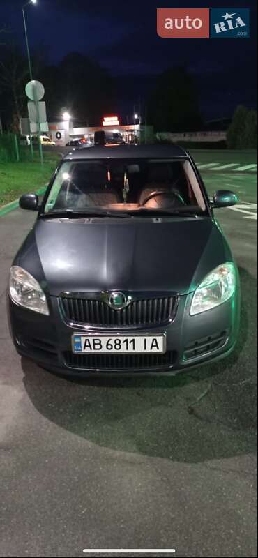 Хэтчбек Skoda Fabia 2008 в Баре Хэтчбек Skoda Fabia 2008 в Баре