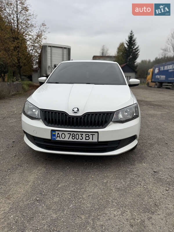 Універсал Skoda Fabia 2015 в Тячеві