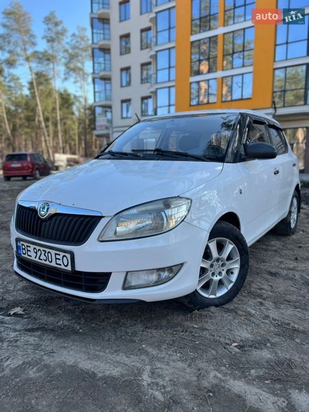 Хэтчбек Skoda Fabia 2012 в Ирпене