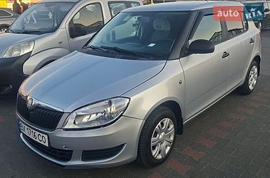 Хэтчбек Skoda Fabia 2011 в Хмельницком