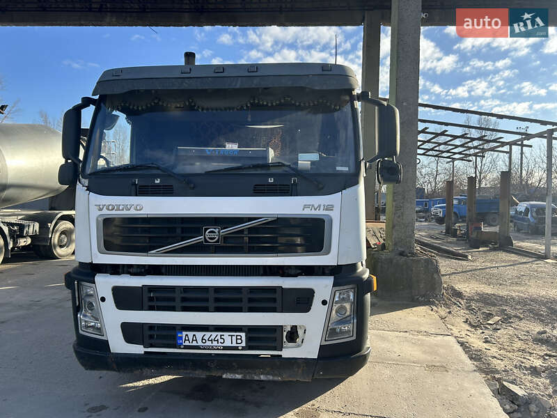 Бетономешалка (Миксер) Volvo FH 12 2002 в Киеве Бетономешалка (Миксер) Volvo FH 12 2002 в Киеве