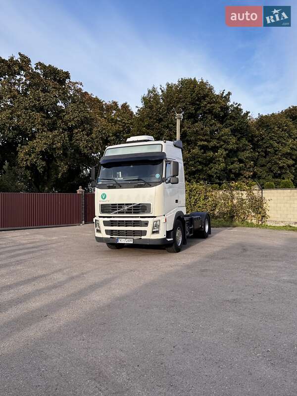 Тягач Volvo FH 13 2008 в Ровно